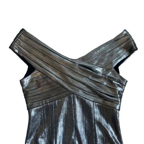 Retrofete Rowan Women’s Pleated Silver Chrome Off The Shoulder Bodysuit Size XS - Picture 3 of 14